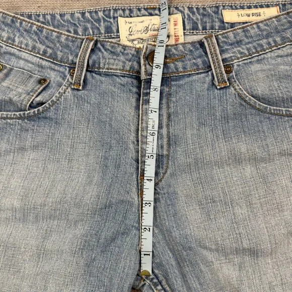 Levi Strauss Signature Denim Bermuda Shorts Womens 10 Low Rise Blue Stretch - Picture 11 of 14
